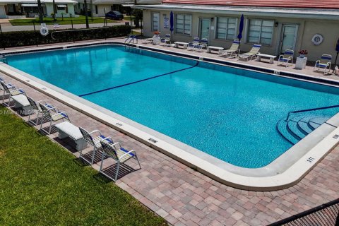 House in Tamarac, Florida 2 bedrooms, 98.1 sq.m. № 1756969 - photo 26