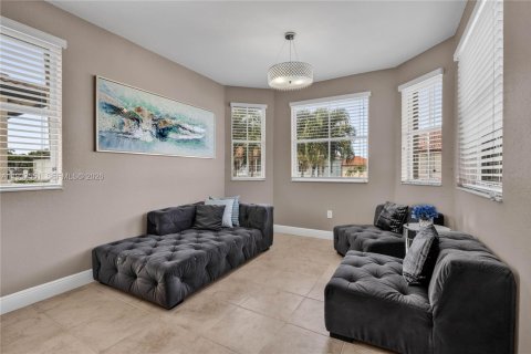 Купить виллу или дом в Майами, Флорида 4 спальни, 252.97м2, № 1995365 - фото 27