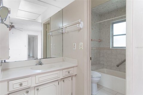 Casa en venta en Rotonda, Florida, 3 dormitorios, 165.92 m2 № 1658970 - foto 22