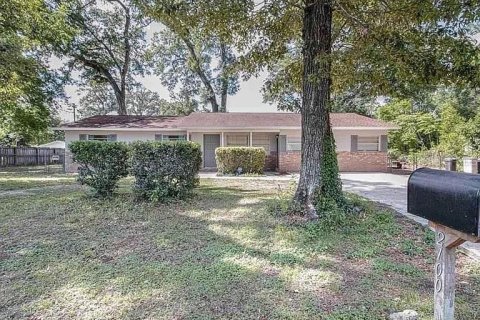 Casa en venta en Ocala, Florida, 3 dormitorios, 163.14 m2 № 1904699 - foto 1