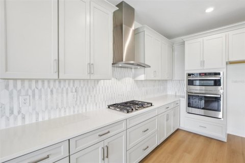 Villa ou maison à vendre à Sarasota, Floride: 4 chambres, 289.48 m2 № 2211806 - photo 7