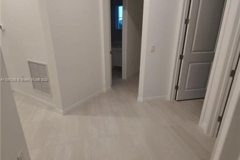 Снять в аренду виллу или дом в Аве Мария, Флорида 3 спальни, № 1887218 - фото 8