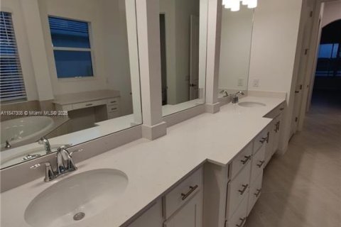 Снять в аренду виллу или дом в Аве Мария, Флорида 3 спальни, № 1887218 - фото 26