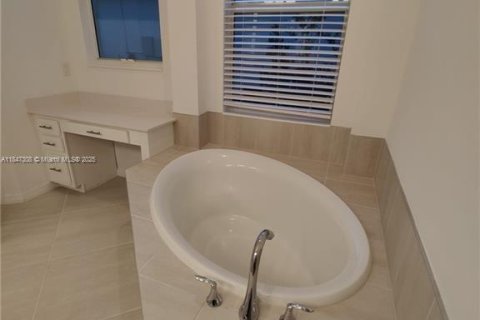 Снять в аренду виллу или дом в Аве Мария, Флорида 3 спальни, № 1887218 - фото 25