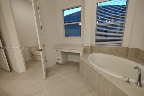 Снять в аренду виллу или дом в Аве Мария, Флорида 3 спальни, № 1887218 - фото 28