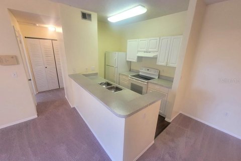 Condominio en venta en Tampa, Florida, 1 dormitorio, 68.56 m2 № 2207479 - foto 10