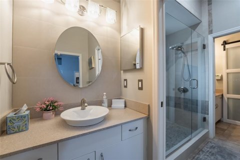 Casa en alquiler en Orlando, Florida, 5 dormitorios, 301.93 m2 № 2104682 - foto 16
