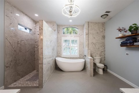 Casa en alquiler en Orlando, Florida, 5 dormitorios, 301.93 m2 № 2104682 - foto 8