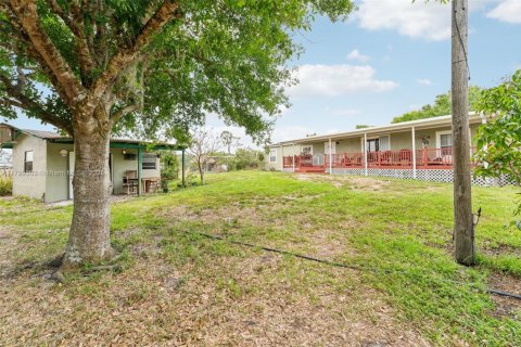 House in Clewiston, Florida 4 bedrooms № 1685758 - photo 27