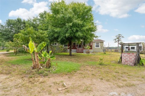 House in Clewiston, Florida 4 bedrooms № 1685758 - photo 4
