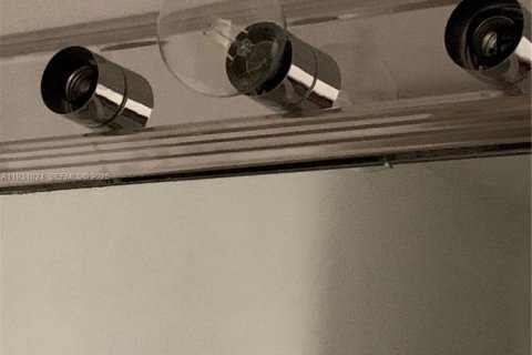 Снять в аренду таунхаус в Дорал, Флорида 3 спальни, 159.05м2, № 2035085 - фото 5