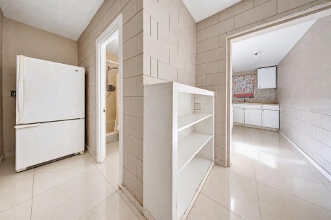 Villa ou maison à vendre à Orlando, Floride: 4 chambres, 256.5 m2 № 2420387 - photo 7