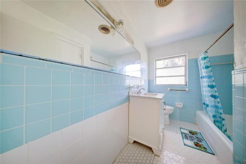 Villa ou maison à vendre à Orlando, Floride: 4 chambres, 256.5 m2 № 2420387 - photo 19