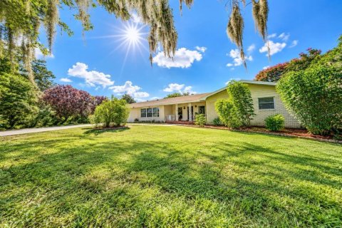 Villa ou maison à vendre à Orlando, Floride: 4 chambres, 256.5 m2 № 2420387 - photo 2
