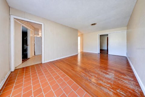Villa ou maison à vendre à Orlando, Floride: 4 chambres, 256.5 m2 № 2420387 - photo 15