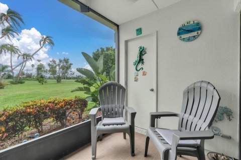 Condominio en venta en Saint Petersburg, Florida, 2 dormitorios, 82.68 m2 № 2406756 - foto 23