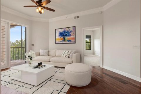 Condo in Celebration, Florida, 2 bedrooms  № 1905041 - photo 14