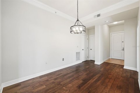 Condo in Celebration, Florida, 2 bedrooms  № 1905041 - photo 10