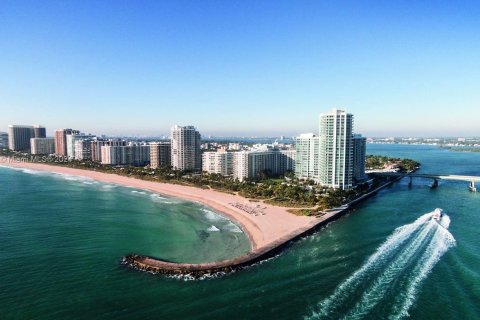 Copropriété à vendre à Bay Harbor Islands, Floride: 2 chambres, 101.36 m2 № 1985243 - photo 25