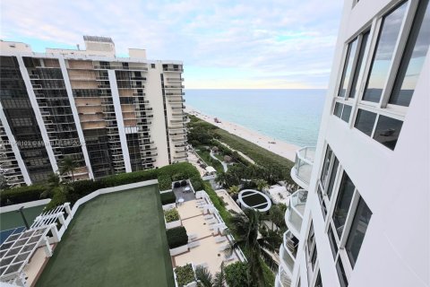 Снять в аренду кондоминиум в Майами-Бич, Флорида 1 спальня, 75.07м2, № 1967770 - фото 2