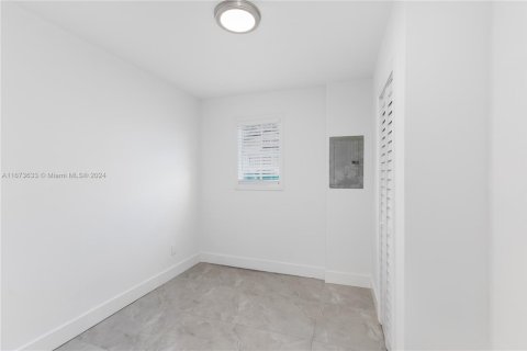 Купить виллу или дом в Майами, Флорида 2 спальни, 109.44м2, № 1958261 - фото 19