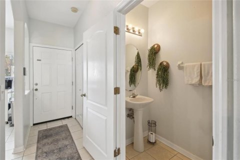 Townhouse in Wesley Chapel, Florida 2 bedrooms, 154.22 sq.m. № 2143687 - photo 8