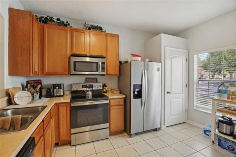 Townhouse in Wesley Chapel, Florida 2 bedrooms, 154.22 sq.m. № 2143687 - photo 3