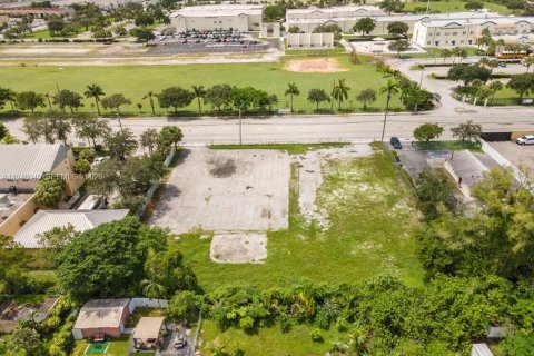 Propiedad comercial en venta en Fort Lauderdale, Florida № 2002317 - foto 8