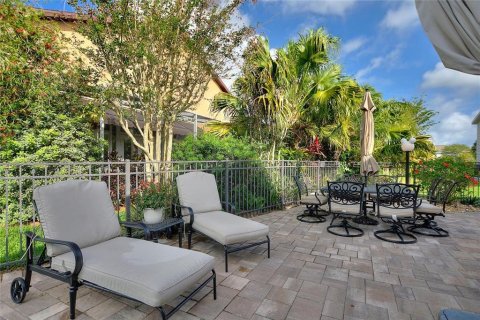 Villa ou maison à vendre à Polk City, Floride: 2 chambres, 210.61 m2 № 2341780 - photo 17