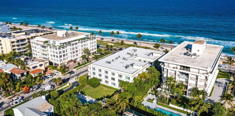 Condominio en Palm Beach, Florida, 2 dormitorios  № 1188496