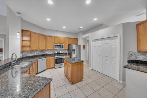 Casa en venta en Fish Hawk, Florida, 4 dormitorios, 300.91 m2 № 1843049 - foto 6