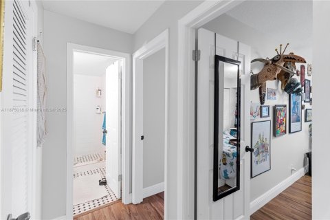 House in Sunrise, Florida 3 bedrooms, 140.1 sq.m. № 1923895 - photo 21