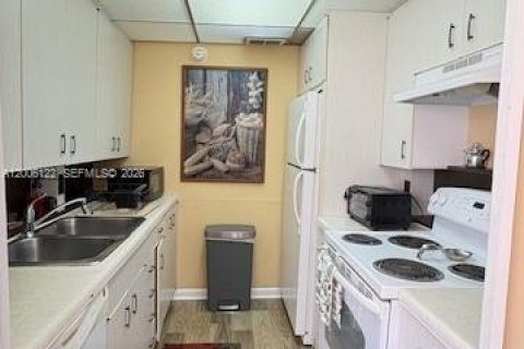 Copropriété à vendre à Deerfield Beach, Floride: 2 chambres, 79.9 m2 № 2265689 - photo 7