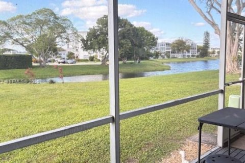 Copropriété à vendre à Deerfield Beach, Floride: 2 chambres, 79.9 m2 № 2265689 - photo 18