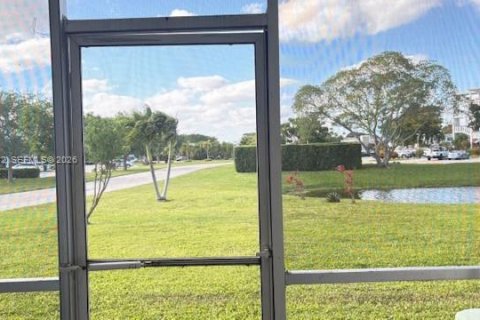 Copropriété à vendre à Deerfield Beach, Floride: 2 chambres, 79.9 m2 № 2265689 - photo 16
