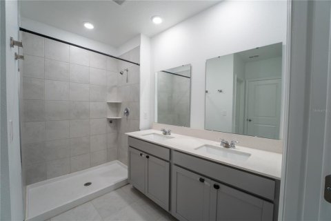 House in Davenport, Florida 3 bedrooms, 133.04 sq.m. № 1912151 - photo 10