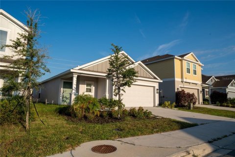 House in Davenport, Florida 3 bedrooms, 133.04 sq.m. № 1912151 - photo 24