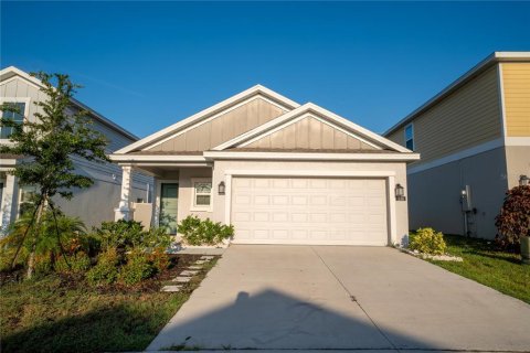 House in Davenport, Florida 3 bedrooms, 133.04 sq.m. № 1912151 - photo 1