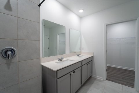 House in Davenport, Florida 3 bedrooms, 133.04 sq.m. № 1912151 - photo 9