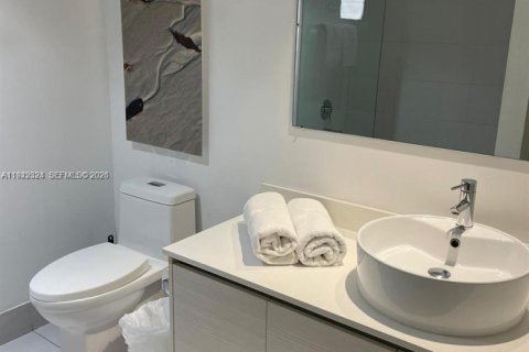 Купить кондоминиум в Халландейл-Бич, Флорида 2 спальни, 96.34м2, № 2001923 - фото 19