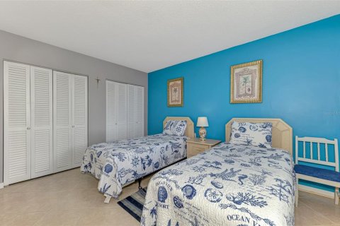 Copropriété à vendre à Sarasota, Floride: 2 chambres, 75.81 m2 № 2349201 - photo 25