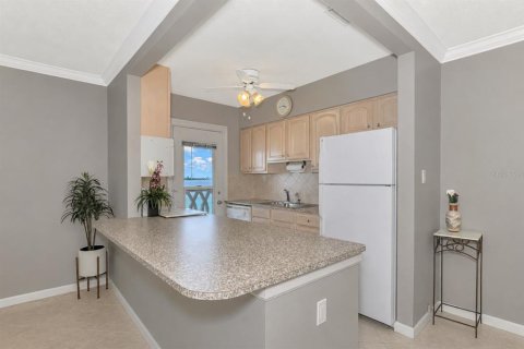 Copropriété à vendre à Sarasota, Floride: 2 chambres, 75.81 m2 № 2349201 - photo 12