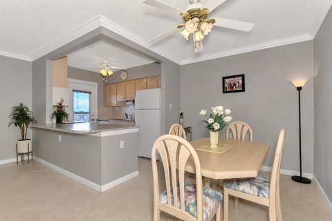 Copropriété à vendre à Sarasota, Floride: 2 chambres, 75.81 m2 № 2349201 - photo 21