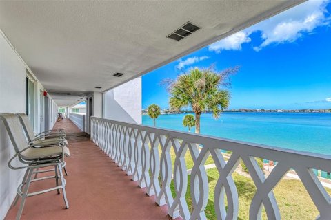 Copropriété à vendre à Sarasota, Floride: 2 chambres, 75.81 m2 № 2349201 - photo 4