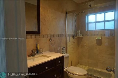 Villa ou maison à vendre à Hialeah, Floride: 3 chambres, 101.26 m2 № 1809482 - photo 2