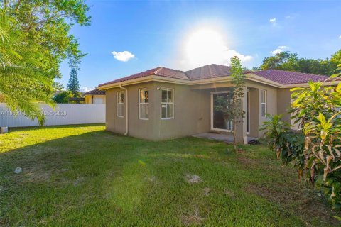 Casa en venta en Homestead, Florida, 3 dormitorios, 149.85 m2 № 2027200 - foto 25