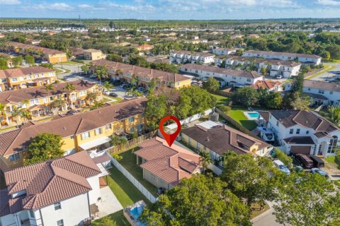 Casa en venta en Homestead, Florida, 3 dormitorios, 149.85 m2 № 2027200 - foto 30