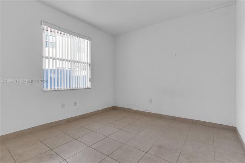 Casa en venta en Homestead, Florida, 3 dormitorios, 149.85 m2 № 2027200 - foto 21