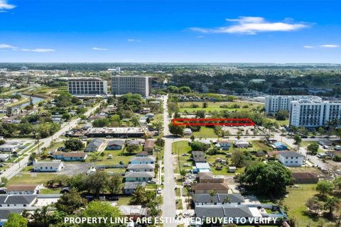 Immobilier commercial à vendre à Miami, Floride № 2049585 - photo 7