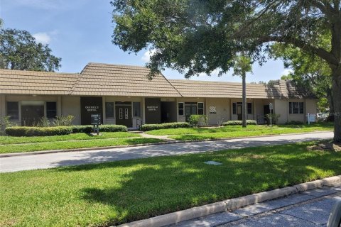 Immobilier commercial à louer à Clearwater, Floride: 989.97 m2 № 2150177 - photo 2
